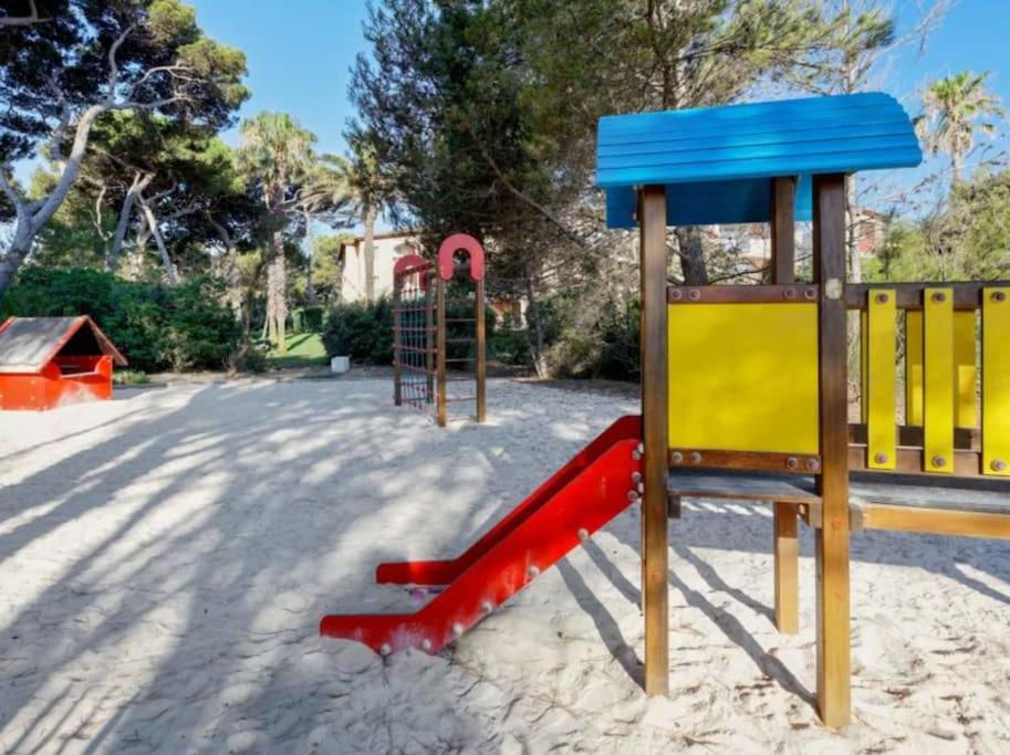 Superbe Appartement 50M De La Plage En Bord De Mer Hyeres Exterior photo