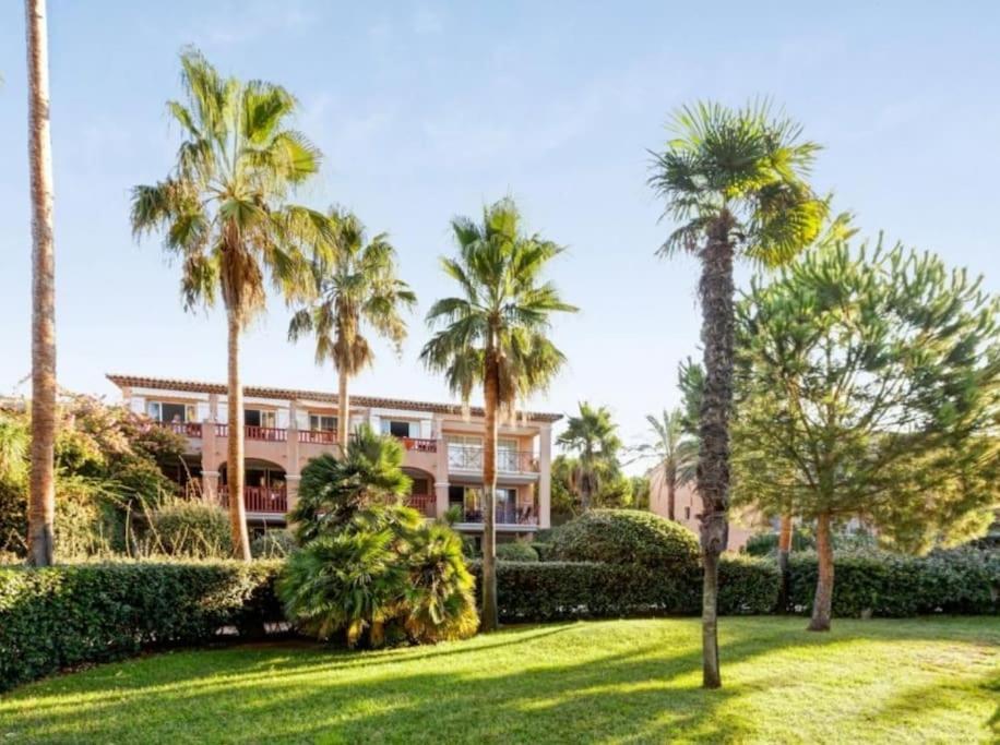 Superbe Appartement 50M De La Plage En Bord De Mer Hyeres Exterior photo